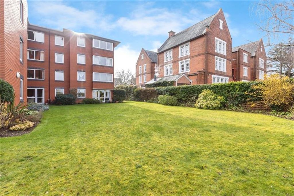 Property photo 1 of 12 (Main)