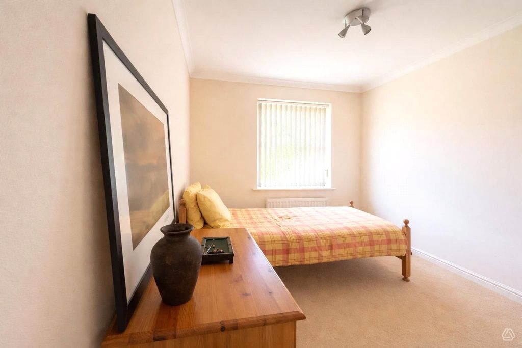 Property photo 3 of 11 Picture No. 14