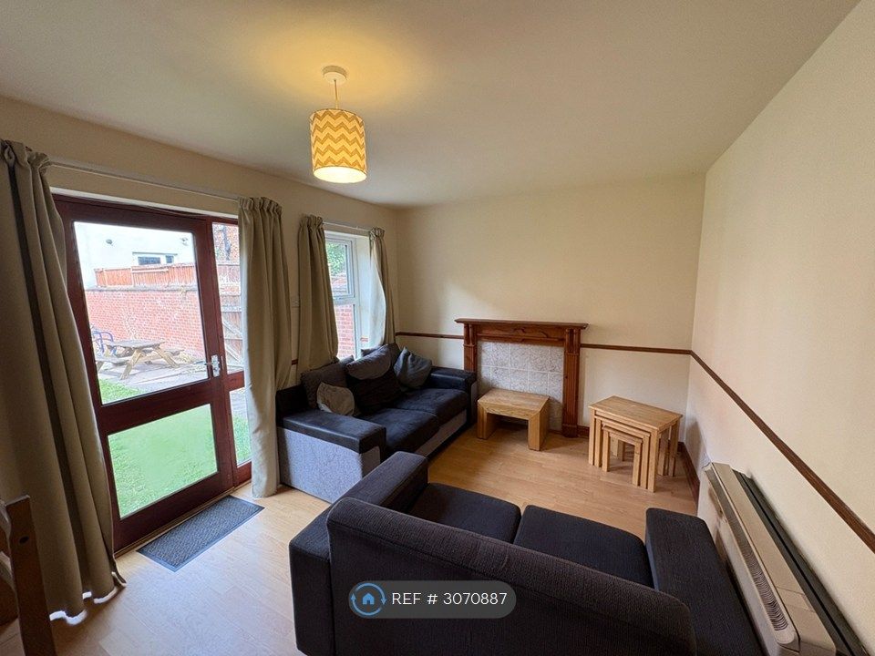 Property photo 3 of 13