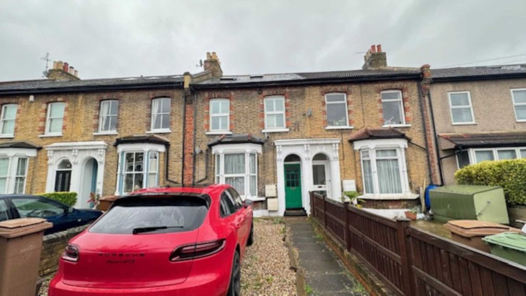 Property photo 1 of 10