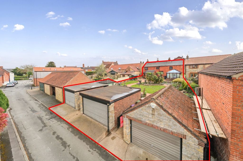 Property photo 1 of 24 Lrg_1279568-(3)