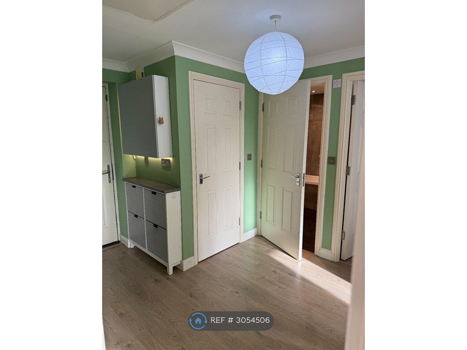 Property photo 3 of 11 Hallway Storage