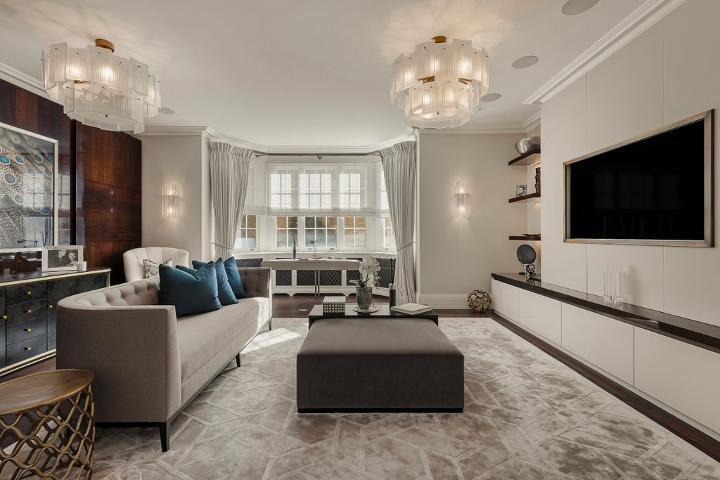 Additional image 4 of 7 bed town house for saleCadogan Place, London SW1X