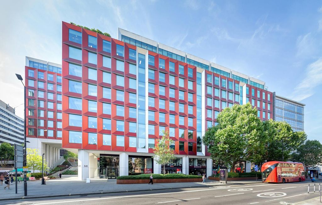 Property photo 3 of 18 245Ham37.Jpg