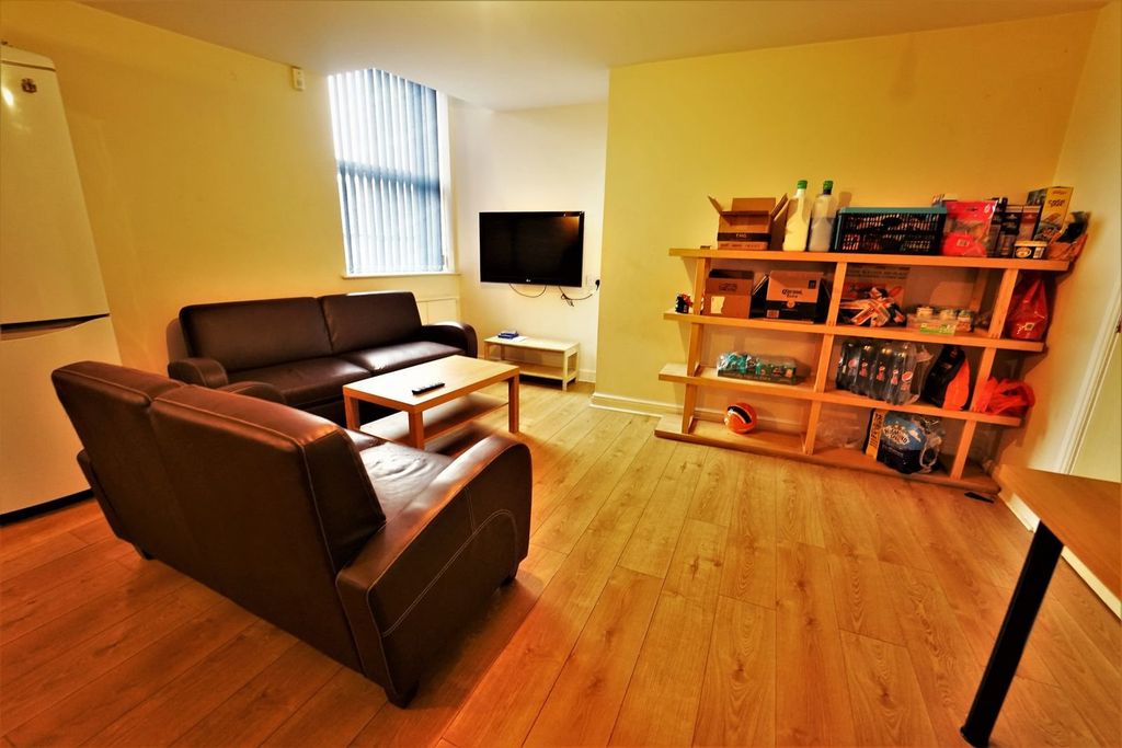 Property photo 3 of 12 Picture No. 09