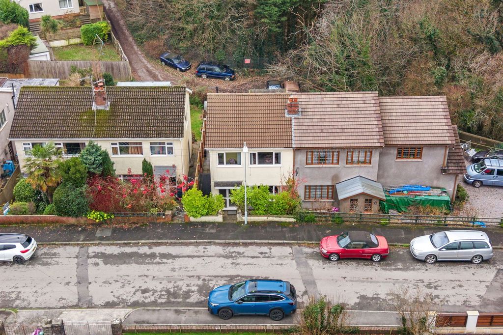 Property photo 1 of 25