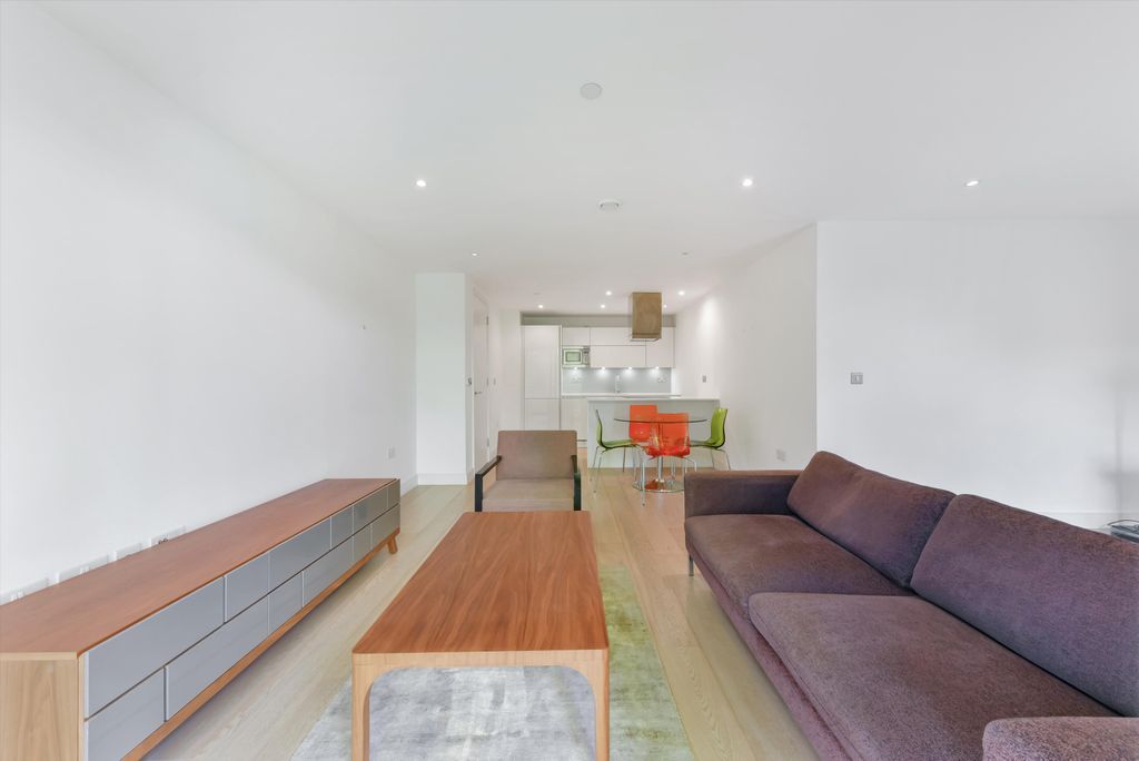 Property photo 3 of 16 Image