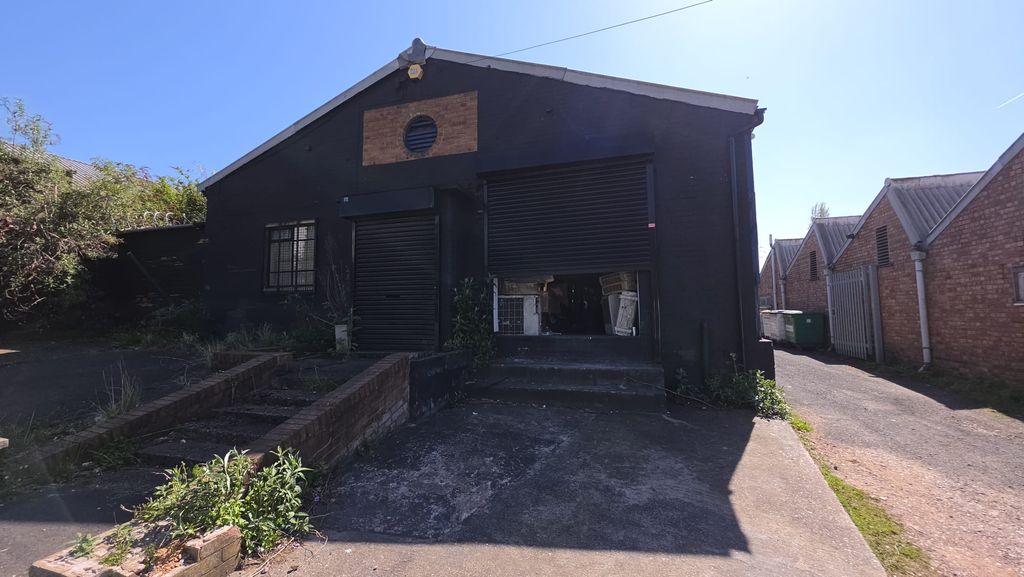 Property photo 1 of 8