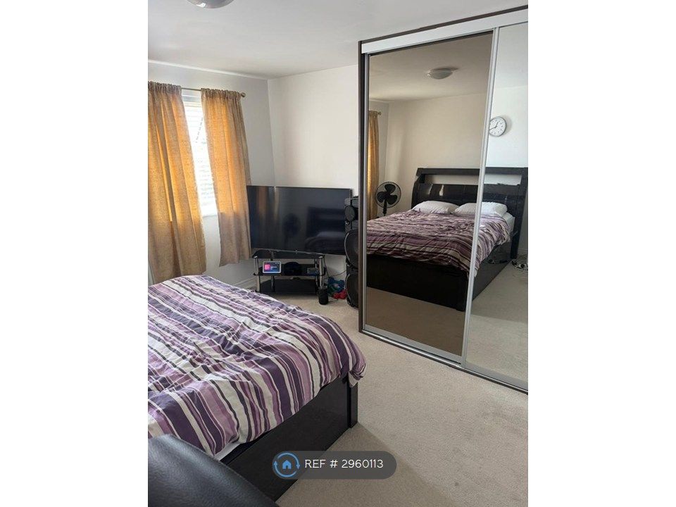 Property photo 1 of 2