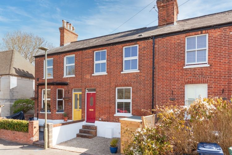 Property photo 1 of 9 278423