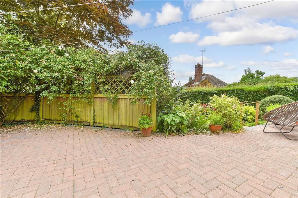 Property photo 3 of 7 Patio / Decking