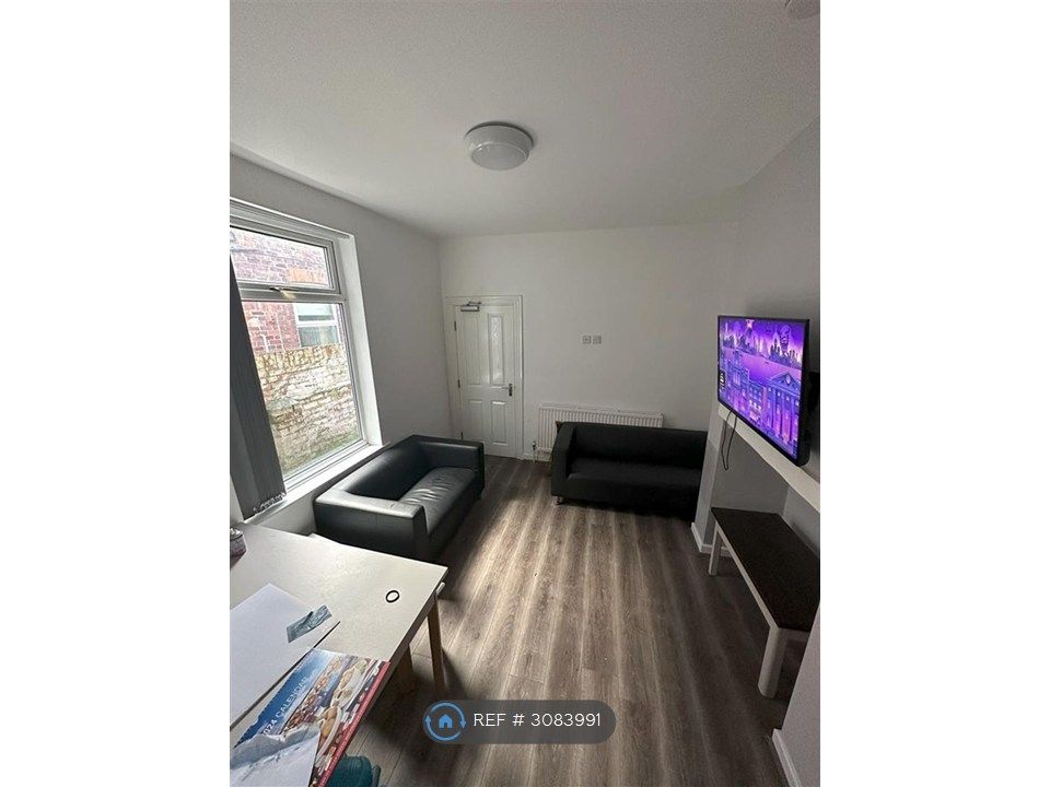 Property photo 2 of 4