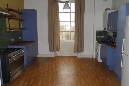 Property photo 2 of 7 Gallery