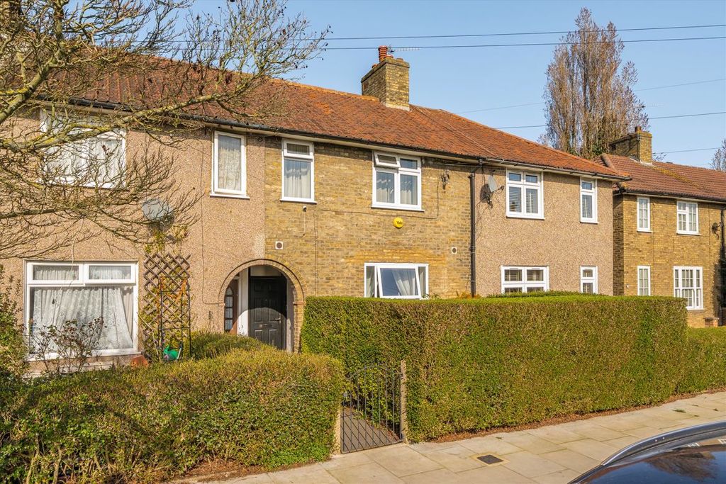 Property photo 1 of 8