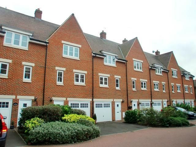 Property photo 1 of 10 External