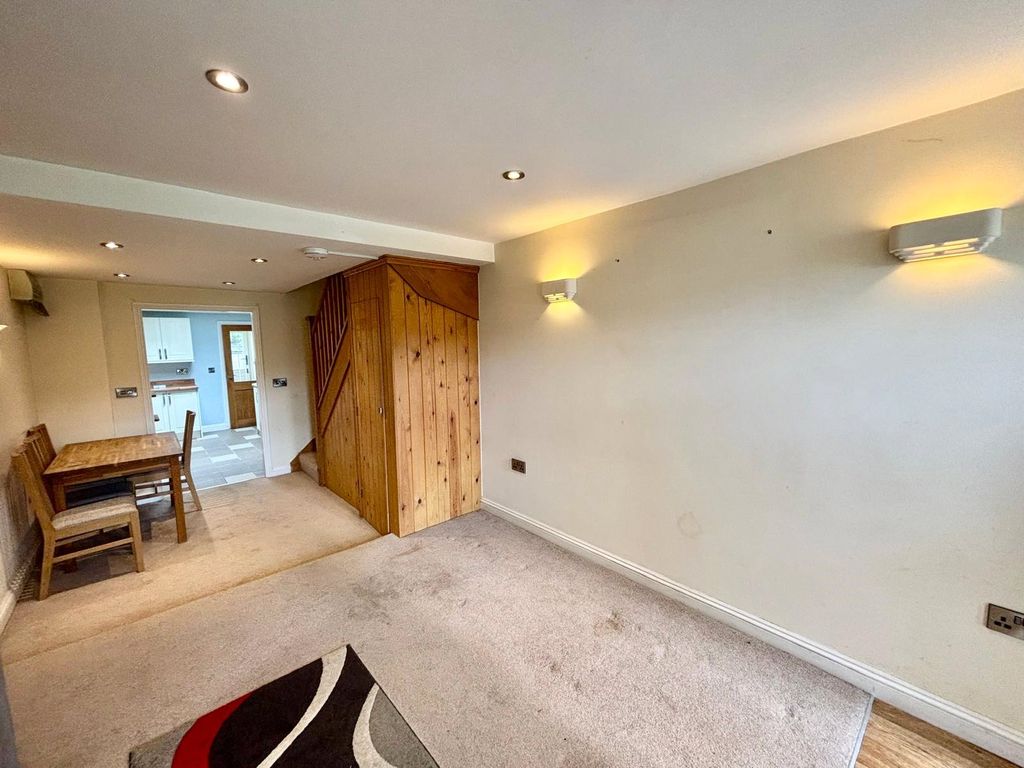 Property photo 3 of 7 Picture No. 14