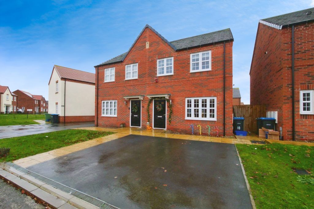 Property photo 1 of 23