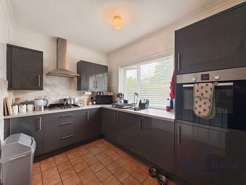 Property photo 2 of 14 Pbox-Img.Jpg