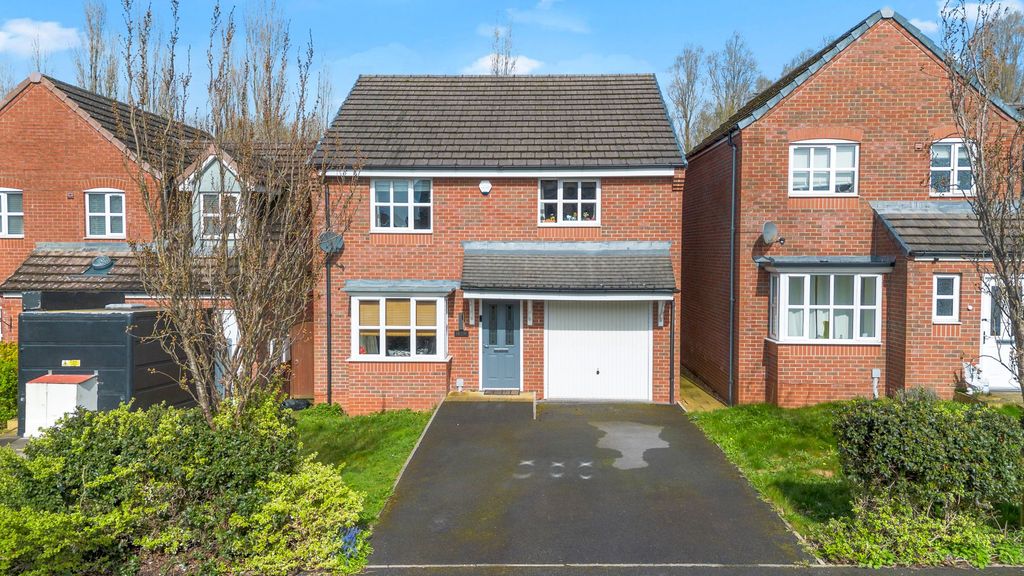 Property photo 1 of 28