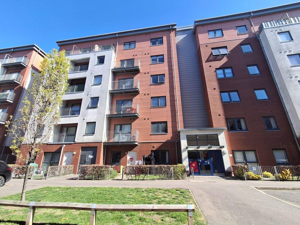 Property photo 1 of 1