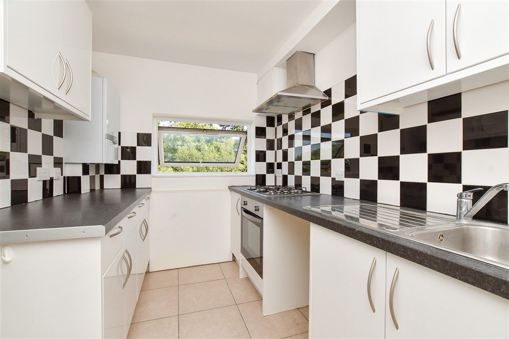 Property photo 3 of 13 Kitchen