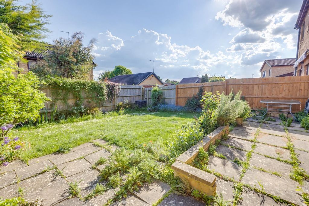 Property photo 2 of 12