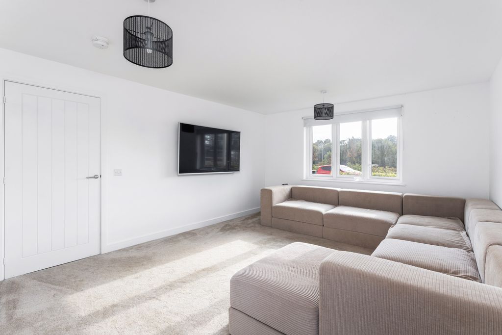 Property photo 2 of 36 Property Image 2