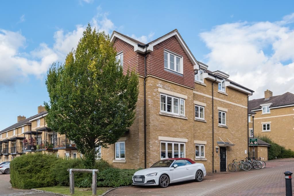 Property photo 1 of 8 View Of Building