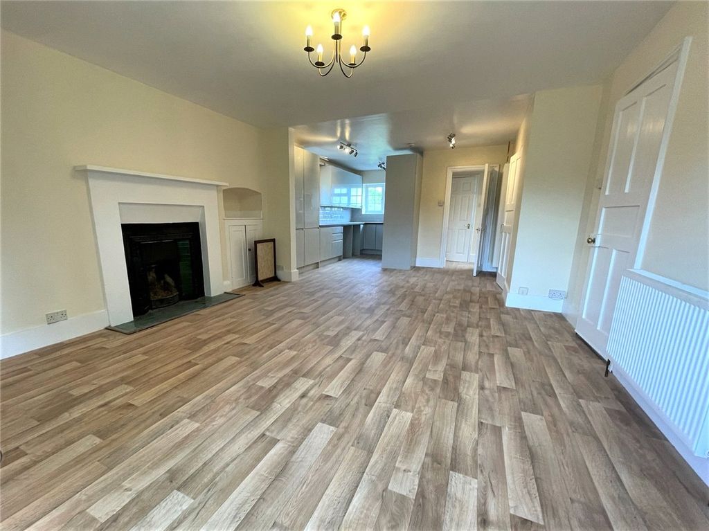 Property photo 3 of 10 Picture No. 08