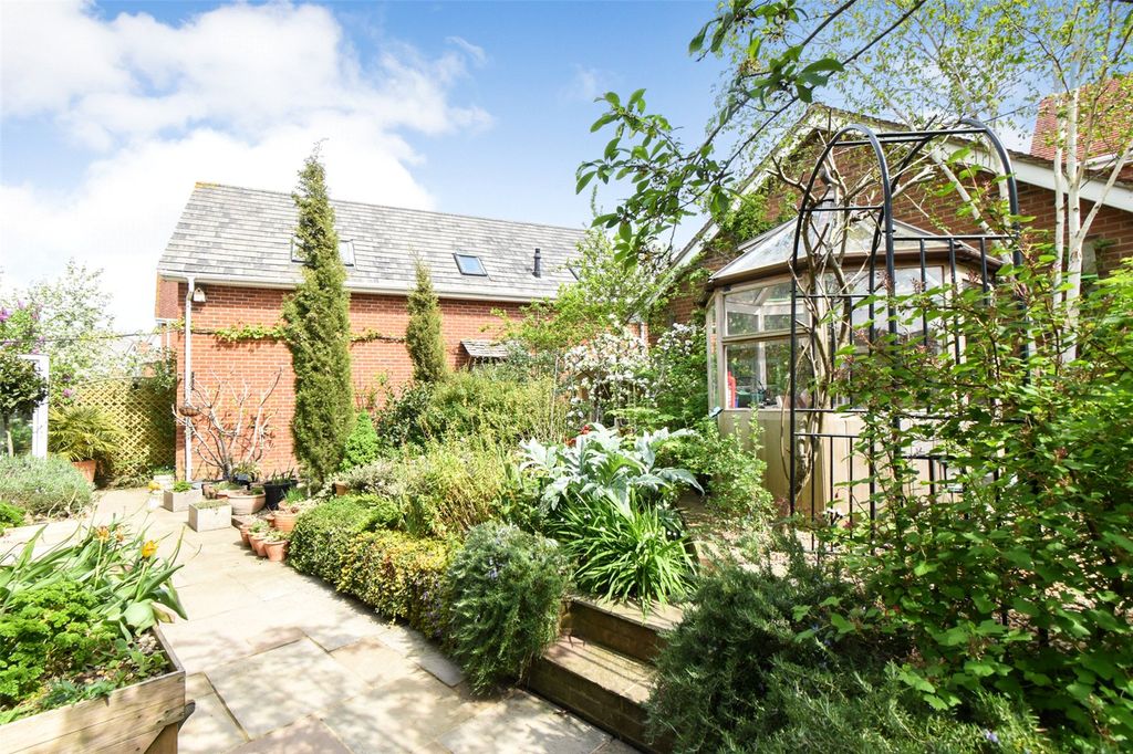 Property photo 3 of 24 Picture No. 22
