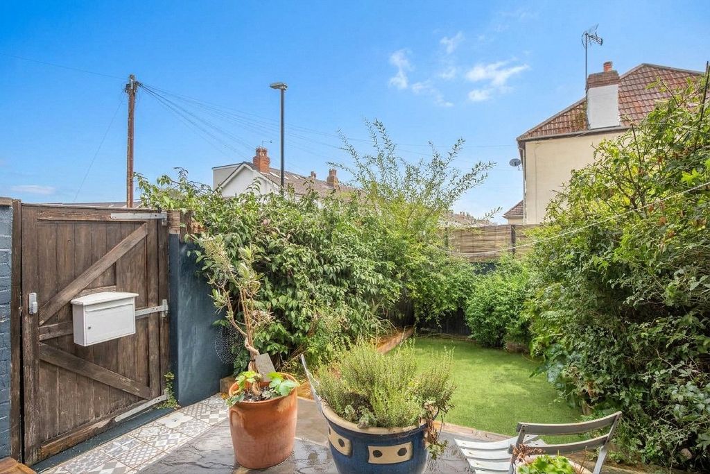 Property photo 1 of 17 Picture No. 31