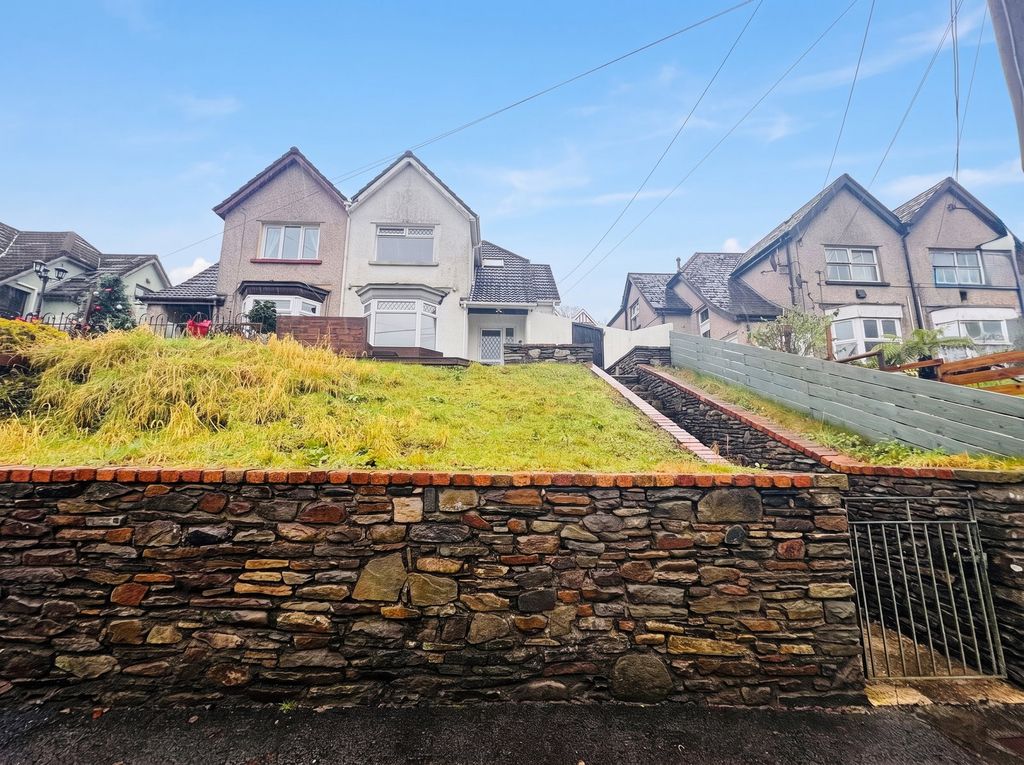 Property photo 1 of 31