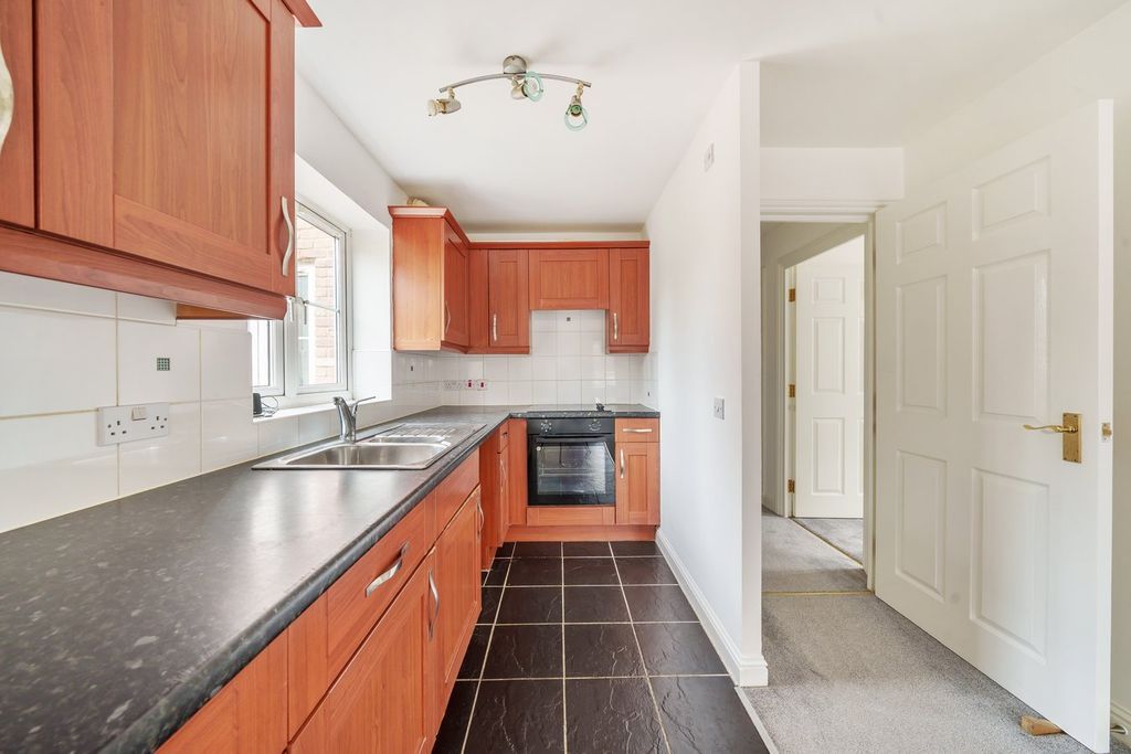 Property photo 3 of 9