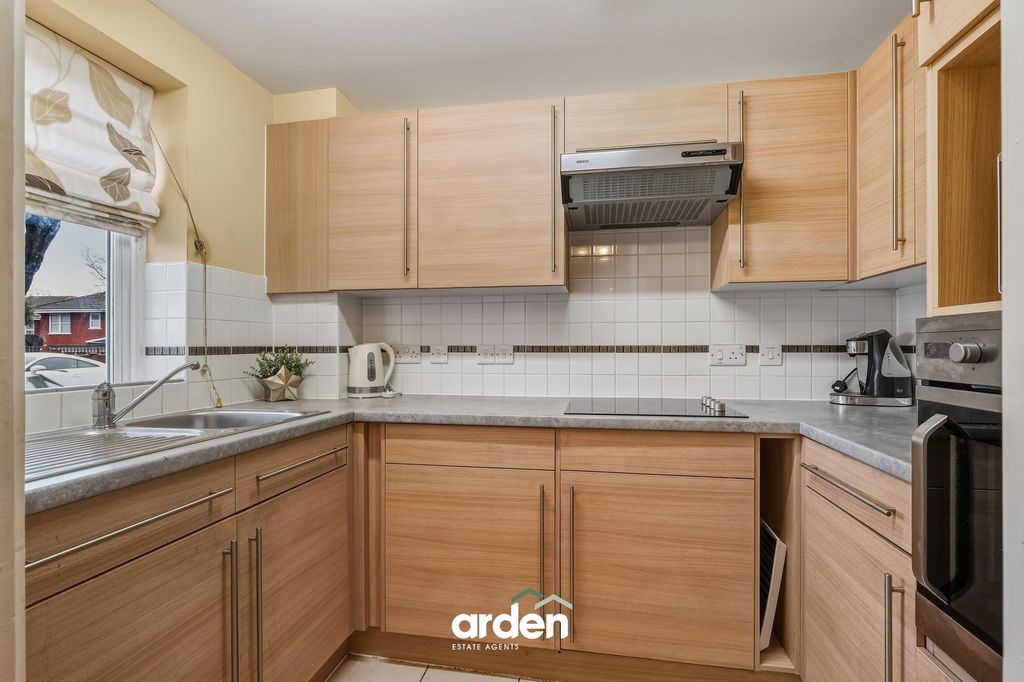 Property photo 3 of 9