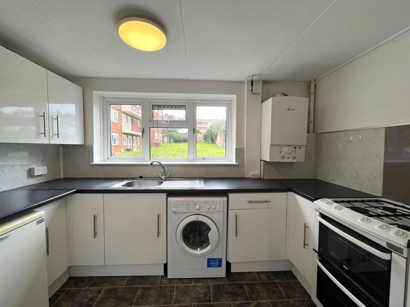 Property photo 3 of 7 Photo 25