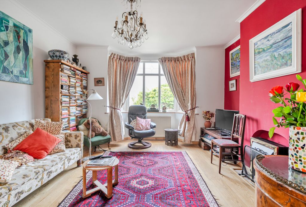 Property photo 2 of 22 1341823-6-68A4462...