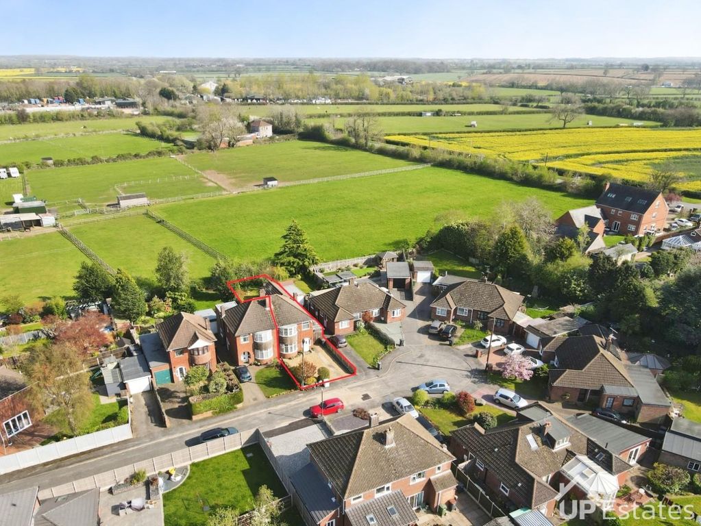 Property photo 1 of 20 Views