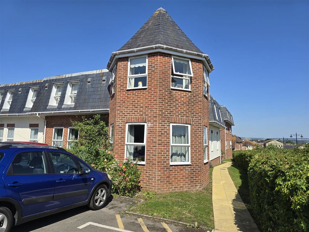 Property photo 1 of 22 The Turret