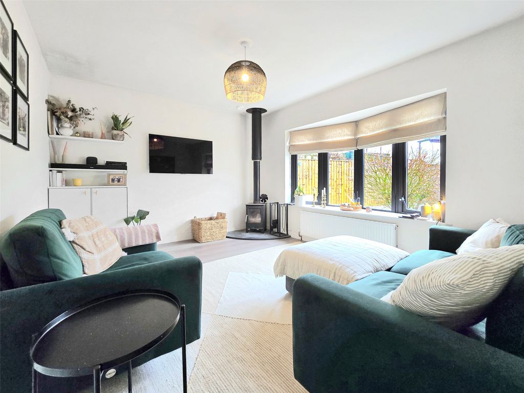 Property photo 2 of 13 2 - Picture No. 20