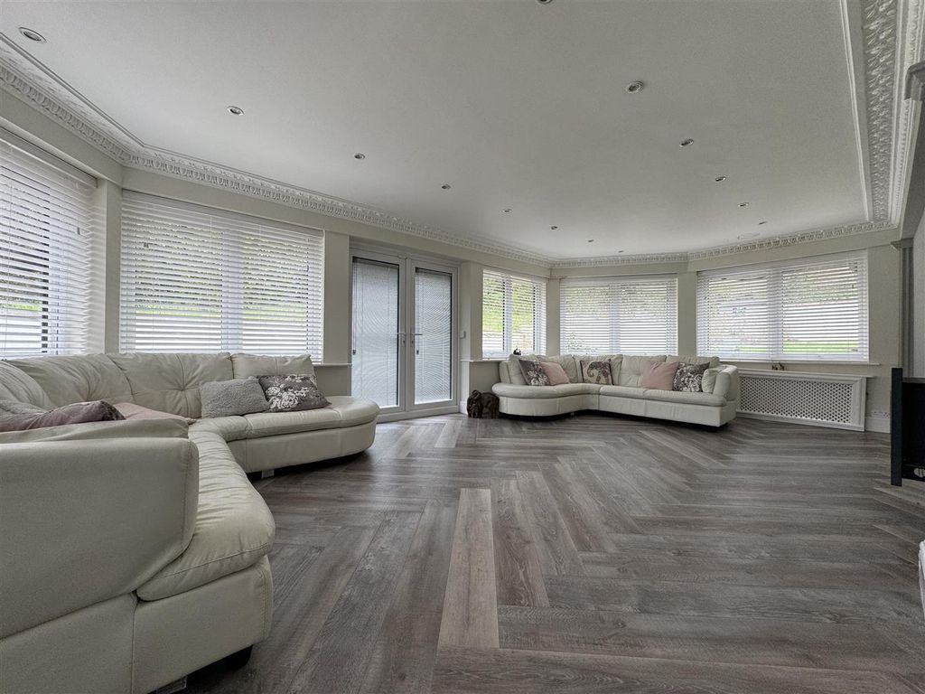 Property photo 2 of 34 Img_0118.Jpeg