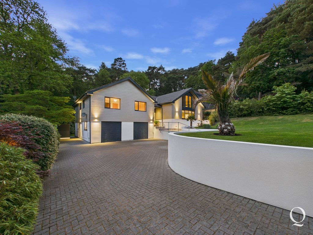 5 bed detached house for saleAshwood Drive, Broadstone BH18