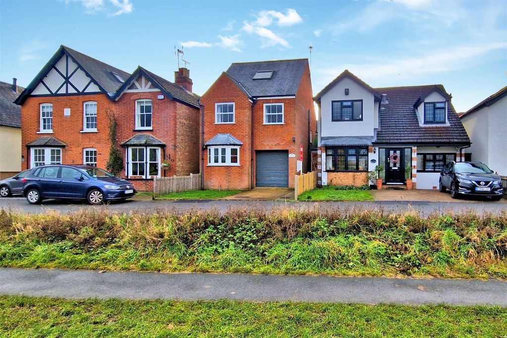 Property photo 1 of 28 Front.Jpg