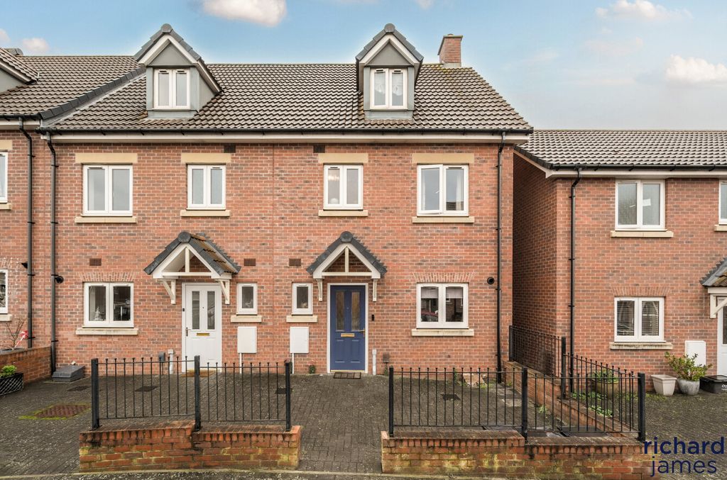 Property photo 1 of 23 9F4F96c11B8A481E9Cb49A0938Ac0A19