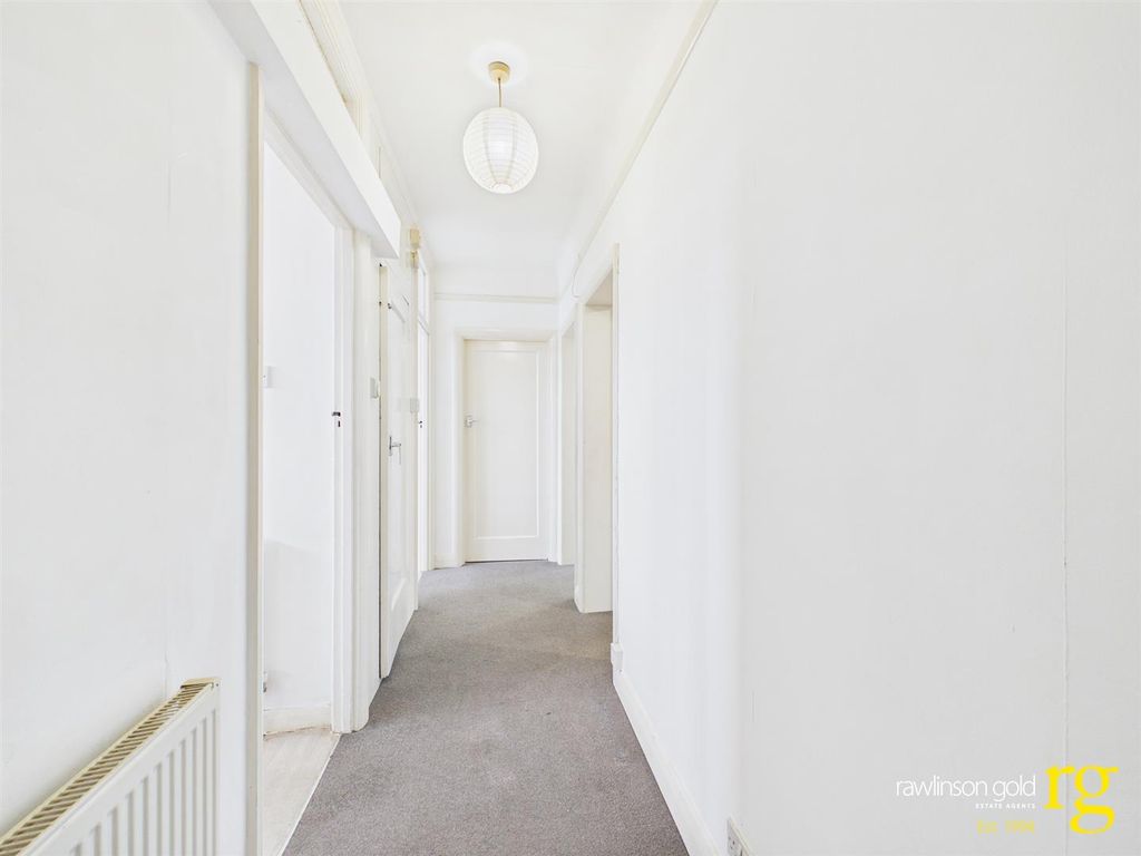 Property photo 2 of 10 Cam02900G0-Pr0320-Still001.Jpg