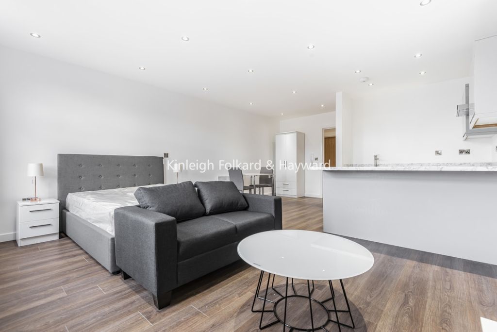 Property photo 1 of 7 E9655B1E-4553-4A1B-9