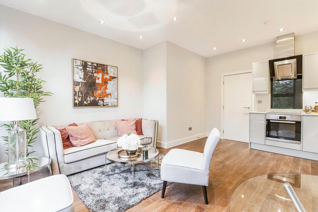 Property photo 2 of 5 37828B2E-E0c3-4Bec-A