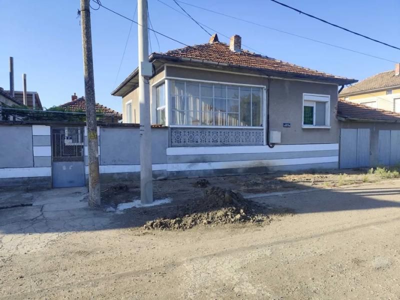 Property photo 1 of 6