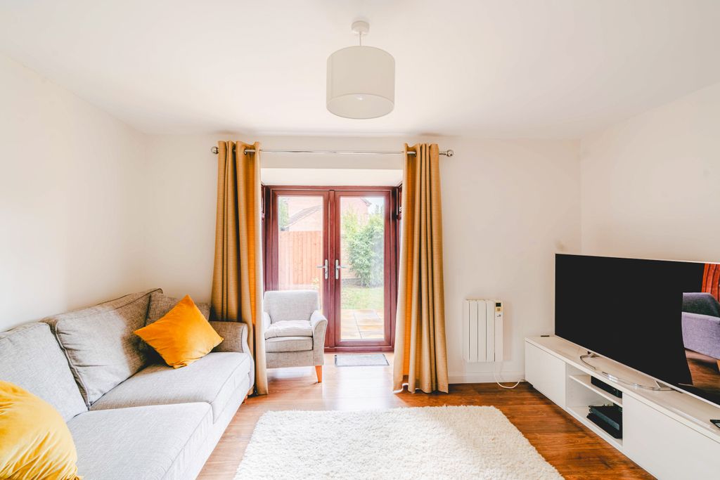 Property photo 1 of 15 5
