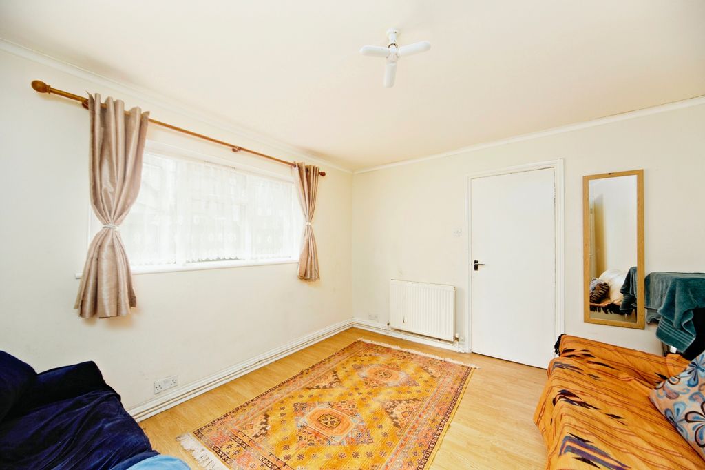 Property photo 2 of 15 Photography