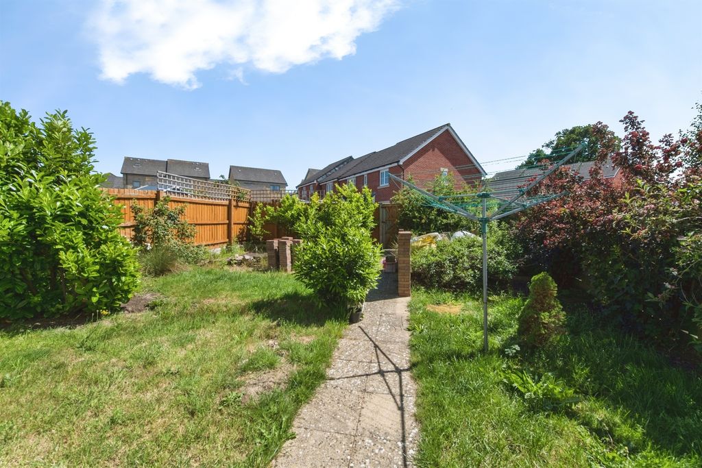 Property photo 2 of 15